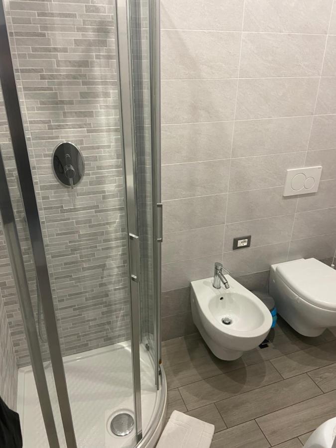 Albergo Aduepassi & Servizio Bike Shuttle 菲纳莱利古雷 外观 照片